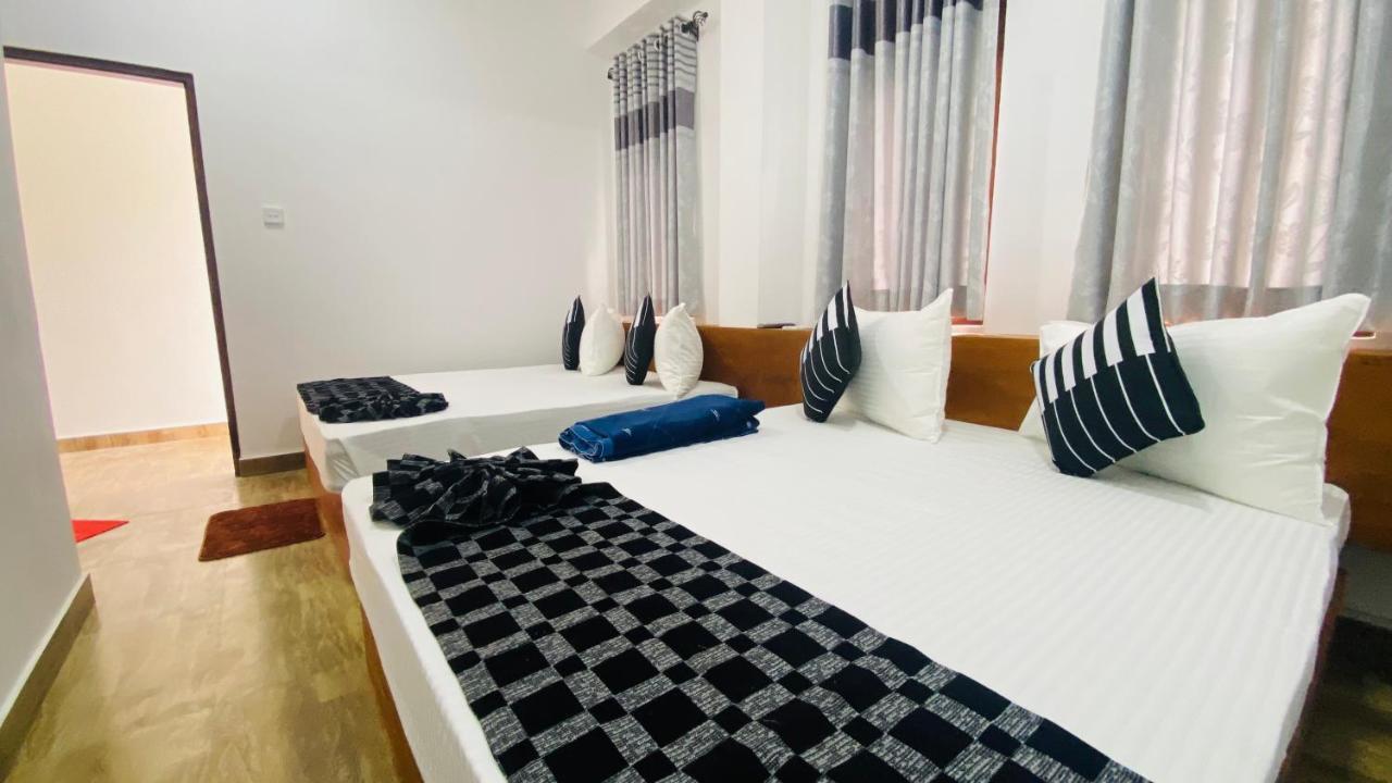 Aloft Grand Hotel Ела Екстериор снимка