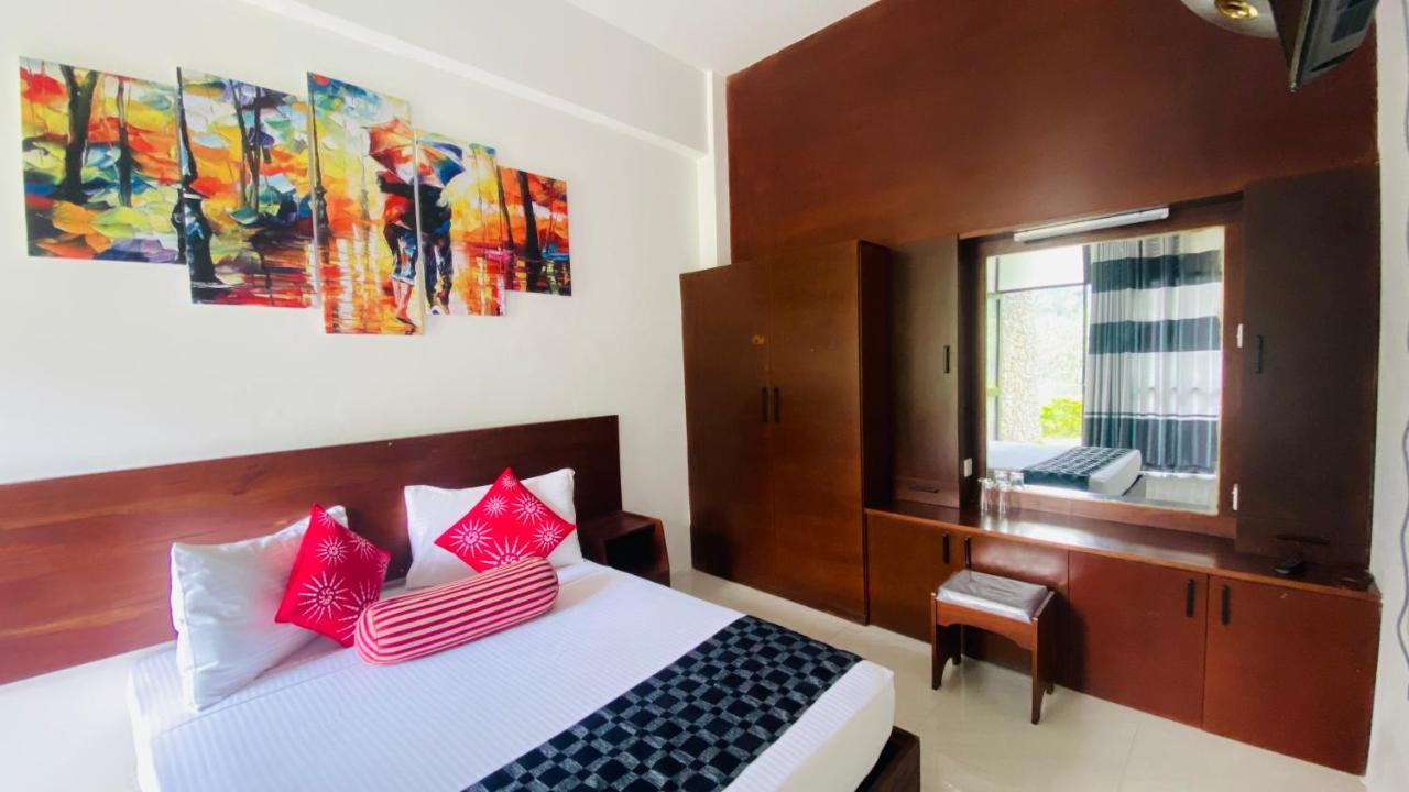 Aloft Grand Hotel Ела Екстериор снимка